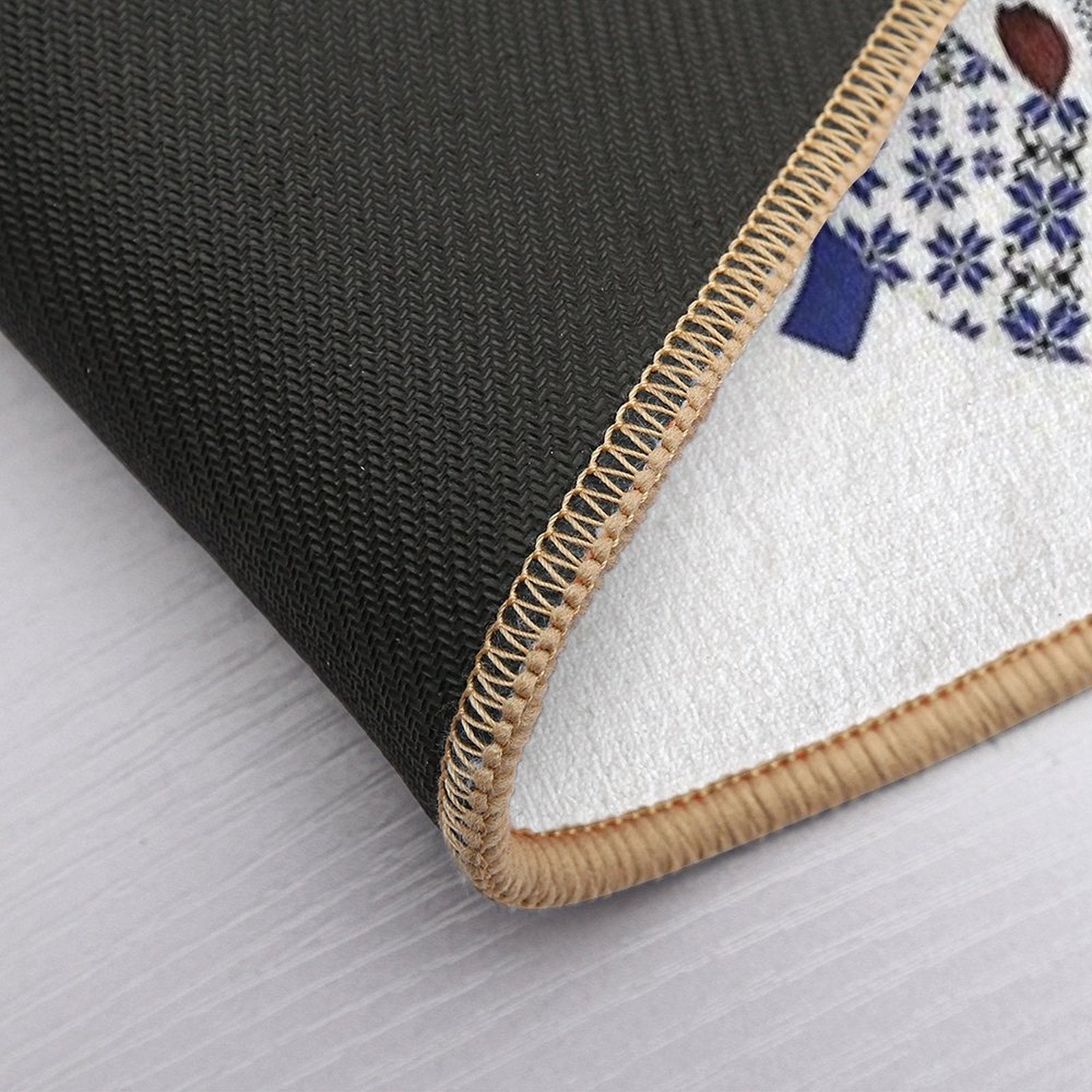 Woman Prays in An Embroidered Costume And A Wreath of Wildflowers, Daisies, Cornflowers And Herbs  Rapid-Drying Bath Mat