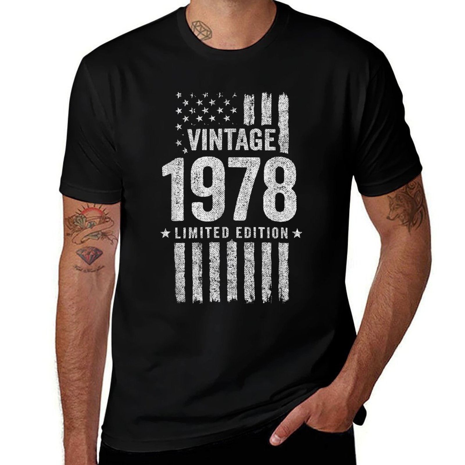 1978 Birthday - Born in 1978 - Limited Edition Vintage 1978  Oversized Silhouette T-Shirt